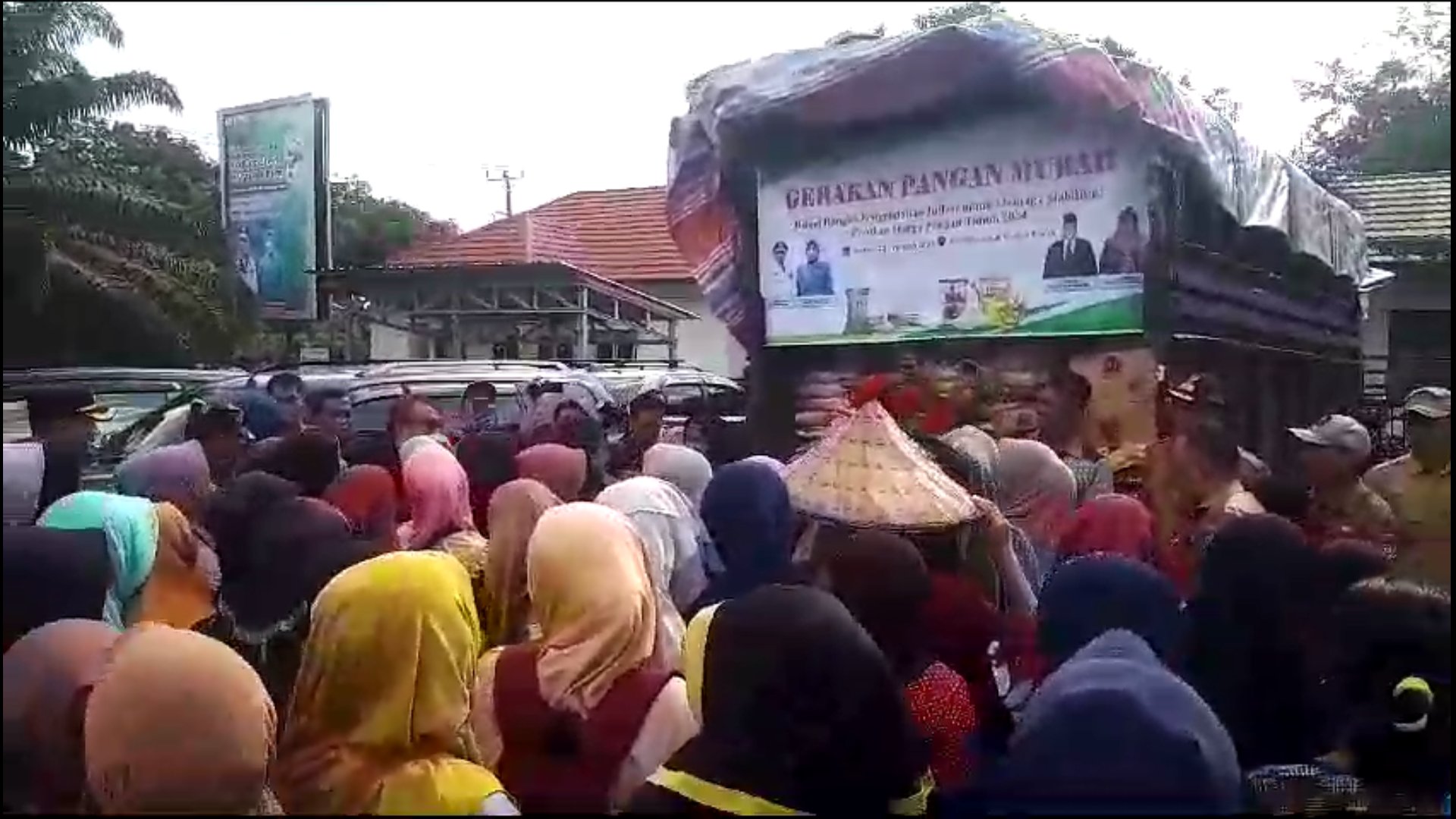 Inflasi hadirkan Gerakan pangan murah,perdana Di Dapil tiga.