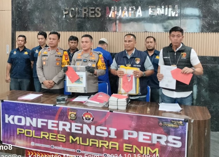 Gelar konfrensi pers, Dugaan Tindak pidana kasus korubsi Oleh oknum kades