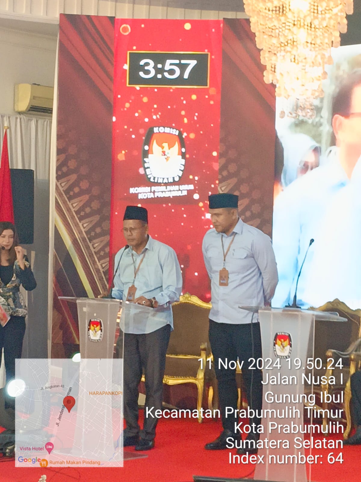 DEBAT PUBLIK KEDUA PASANGAN NOMOR 01.H .ARLAN DAN FRENGKY SIAP MEMBAWA PERUBAHAN UNTUK KOTA PRABUMULIH.